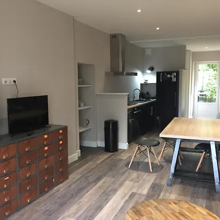 Hameau De La Landriere A 3 Min Du Puy Du Fou Bed & Breakfast 3*
